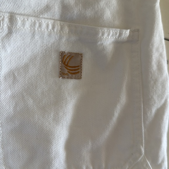 Aritzia Pant - Picture 3 of 4